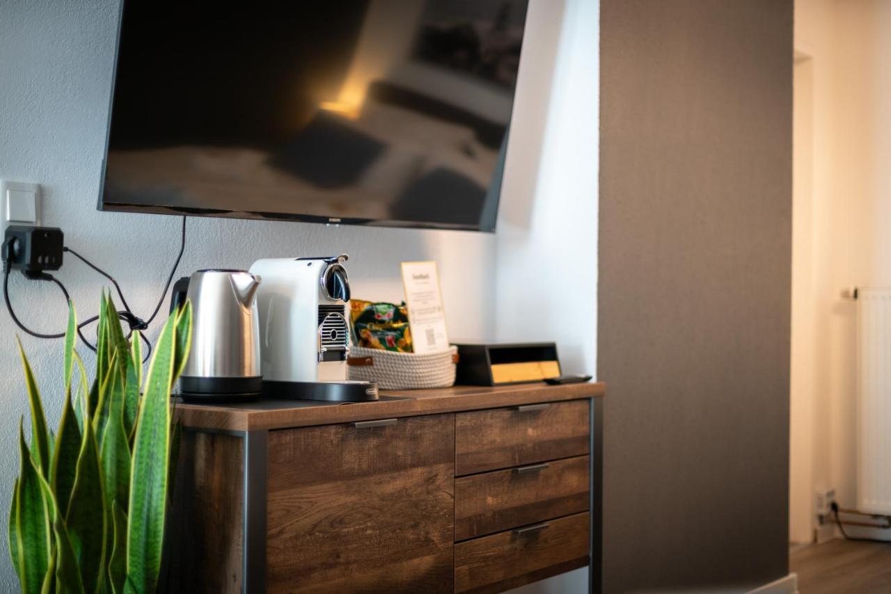 Federnest - Luxus-Studio - Kingsize Boxspringbett - Home-Office Mit Monitor Und Drucker - 11 Min Hbf Duisburg Bagian luar foto