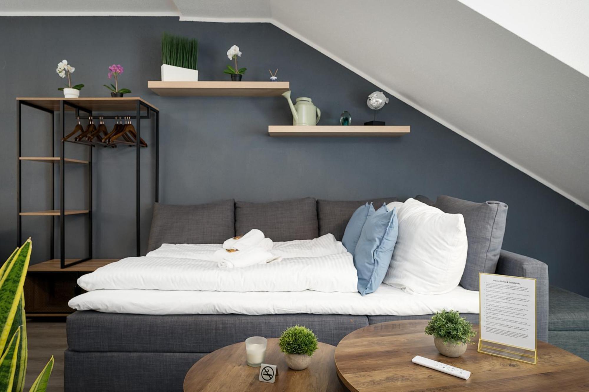 Federnest - Luxus-Studio - Kingsize Boxspringbett - Home-Office Mit Monitor Und Drucker - 11 Min Hbf Duisburg Bagian luar foto